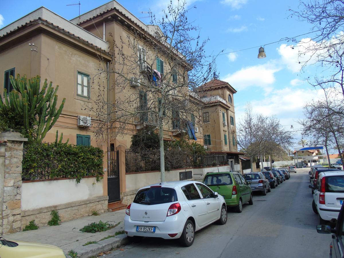 Casa Arenella Con Parcheggio Privato Ferienhaus Palermo